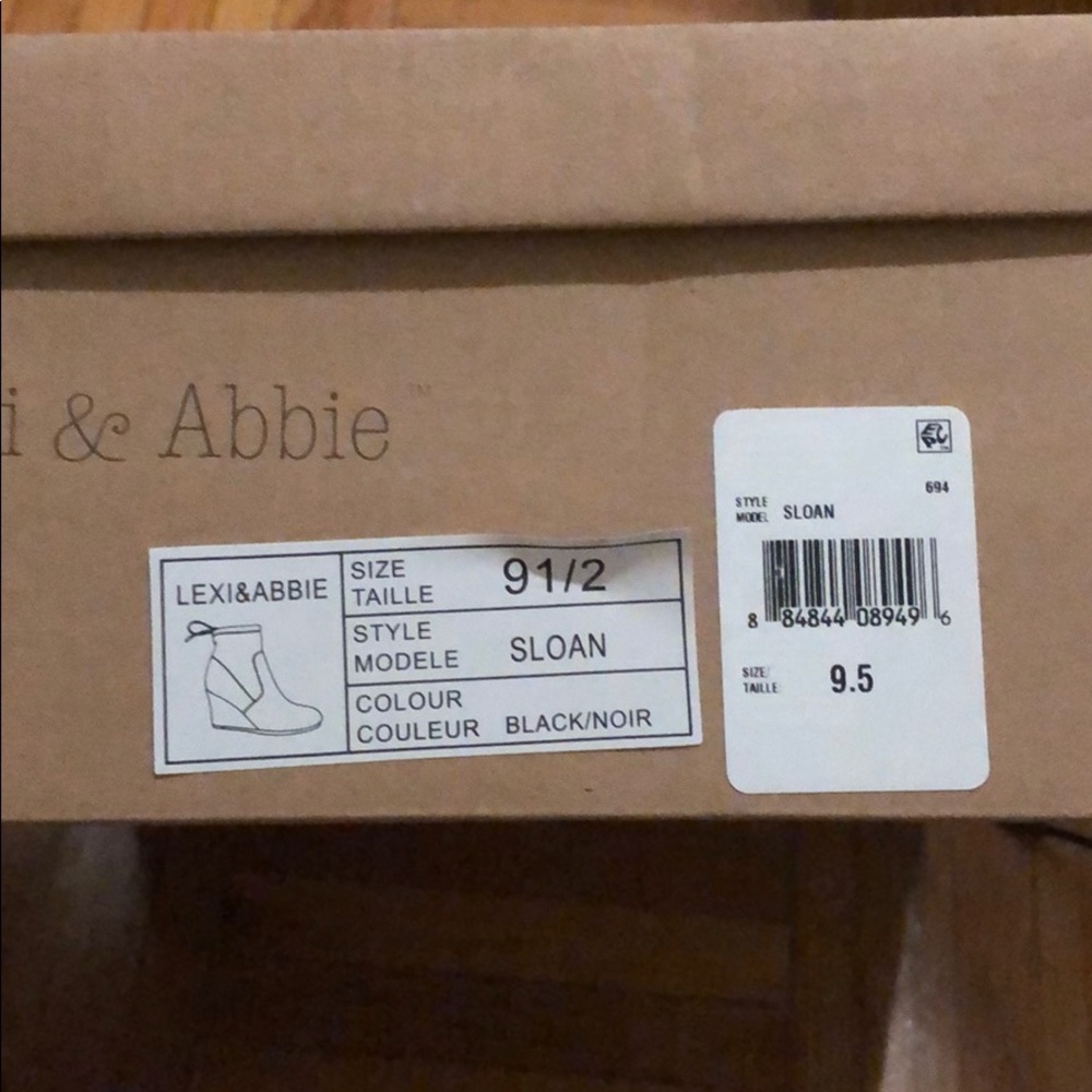 Boots - Picture 4 of 4